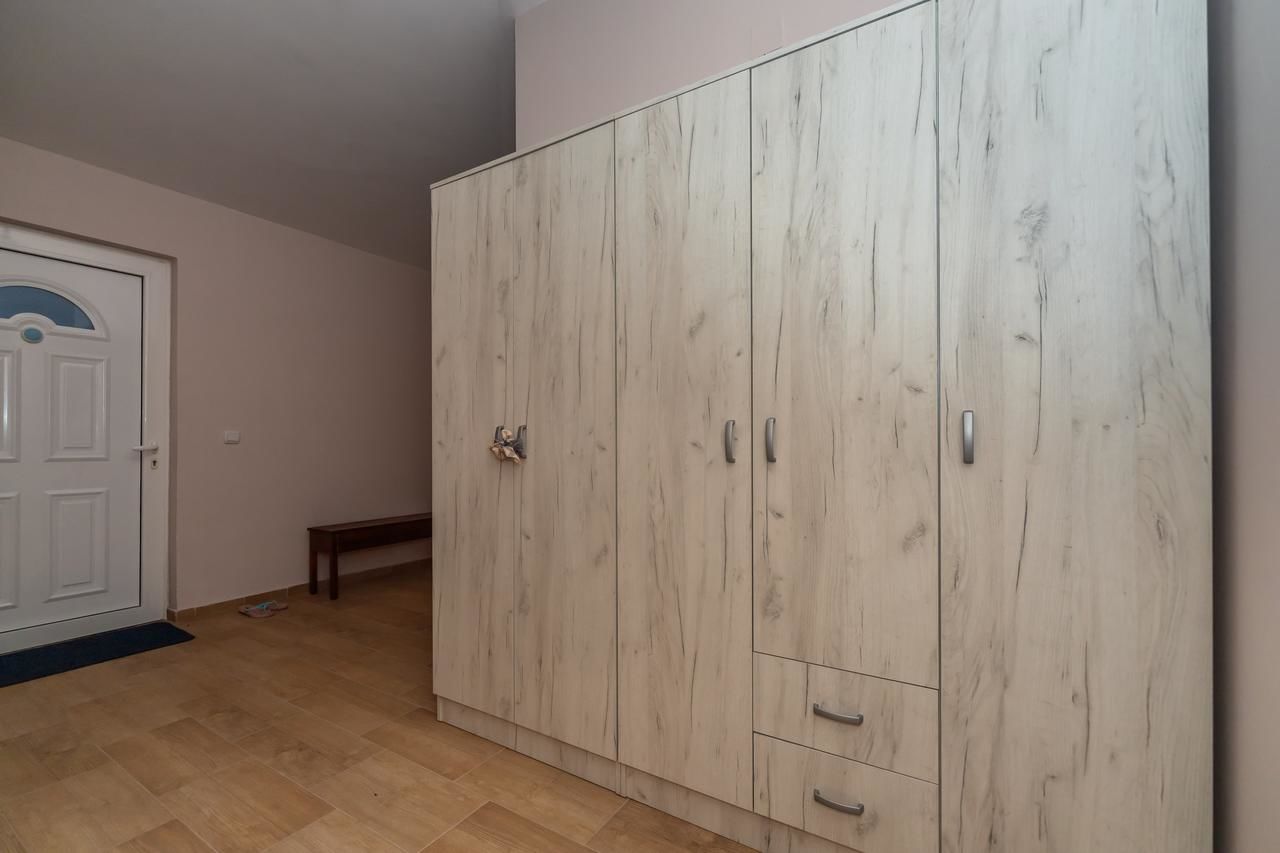 Апартаменты Guest house Tramonto Улцинь