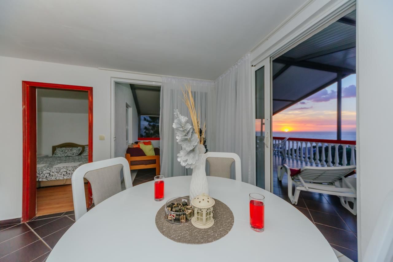 Апартаменты Guest house Tramonto Улцинь-38