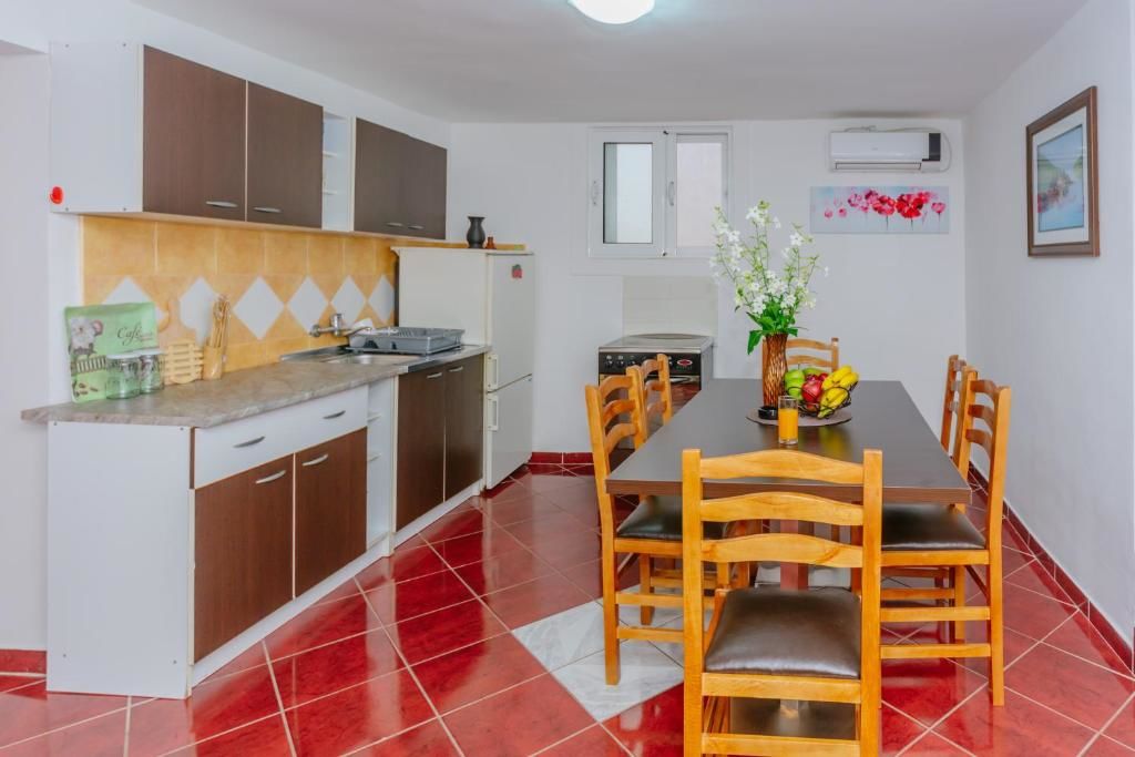 Апартаменты Guest house Tramonto Улцинь-49