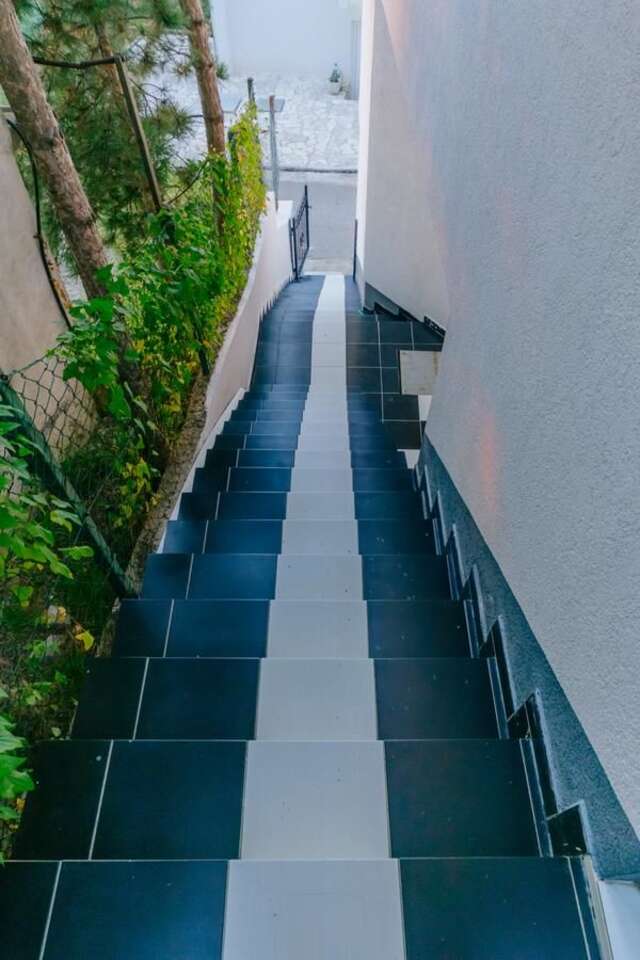 Апартаменты Guest house Tramonto Улцинь-30