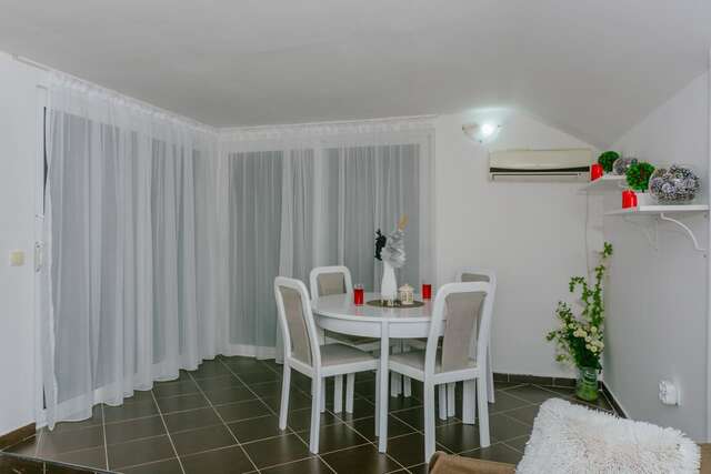Апартаменты Guest house Tramonto Улцинь-35