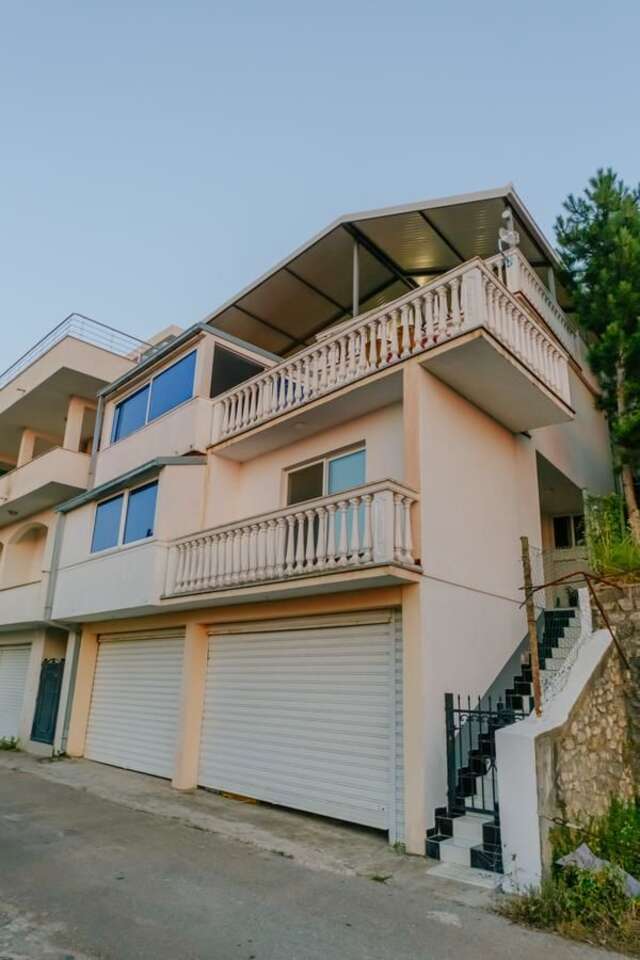 Апартаменты Guest house Tramonto Улцинь-38