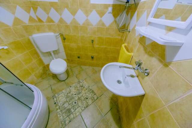 Апартаменты Guest house Tramonto Улцинь-65